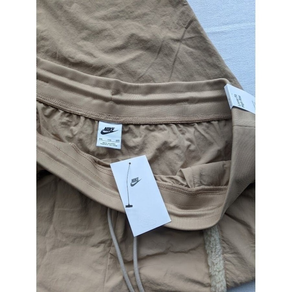 Nike Womens Loose Fit High Rise Pants Size XXL DQ6809 Gorpcore Streetwear NEW - Picture 3 of 6